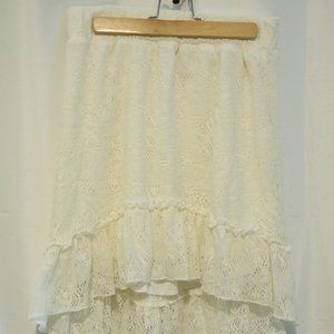 Vanity cream crocket skirt Size M